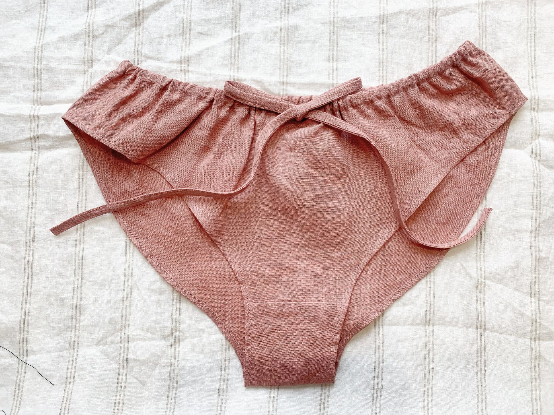 Tied linen underwear/ Elastic free linen panties/ Loose fit linen panty